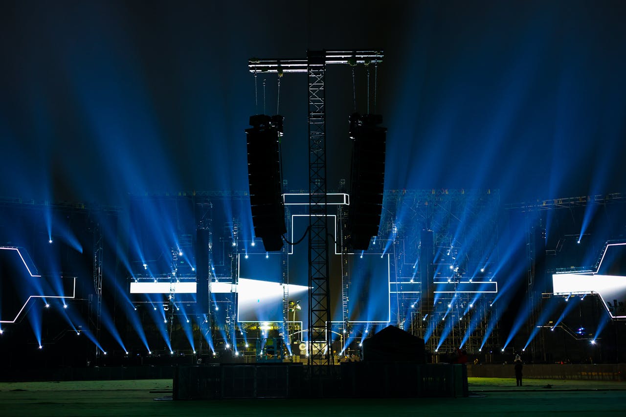 How Live Sound Systems Are Designed for Large Outdoor Venues