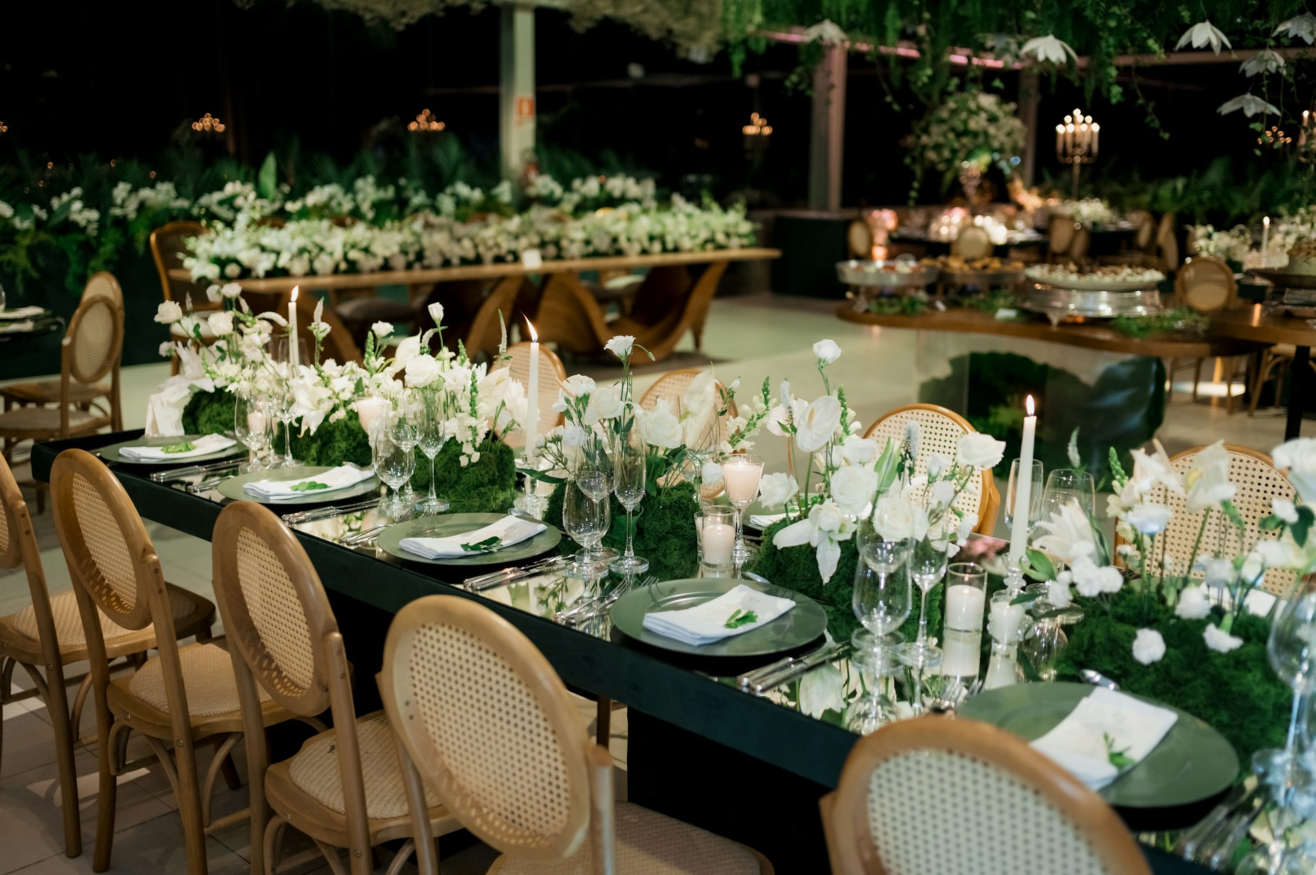 Benefits of Hiring a Professional Event Planner in Dubai