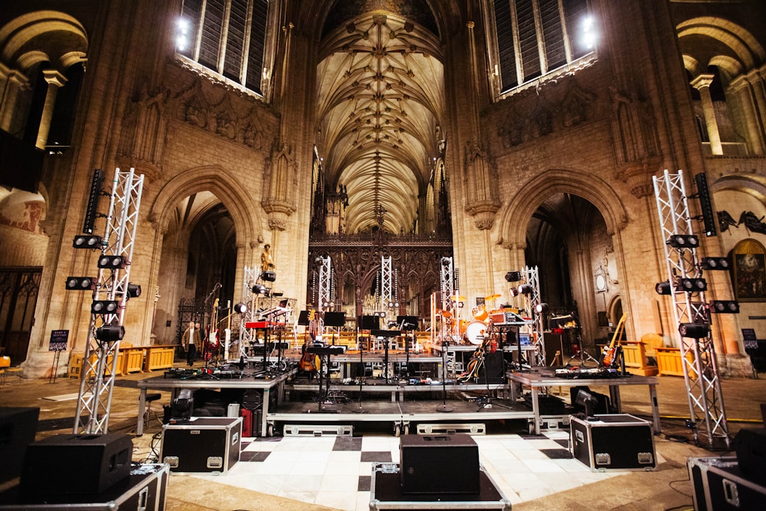 How Venue, Production and Ticketing Teams Coordinate on Event Day